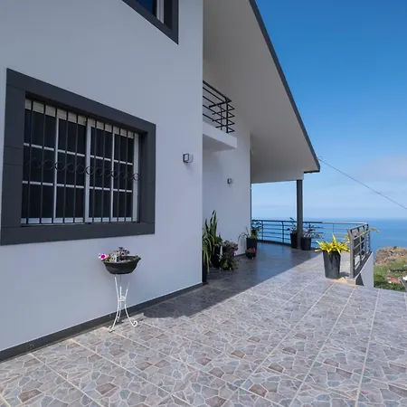 Casa Almada Tatil Evi *