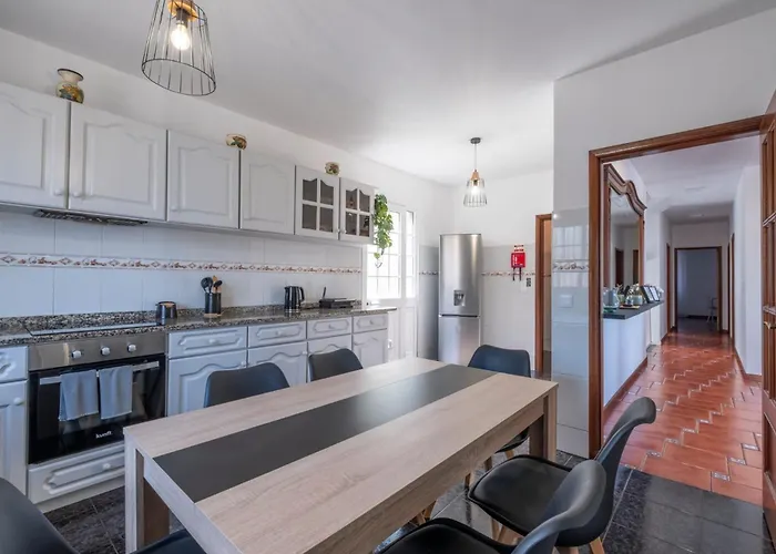 Casa Almada Tatil Evi